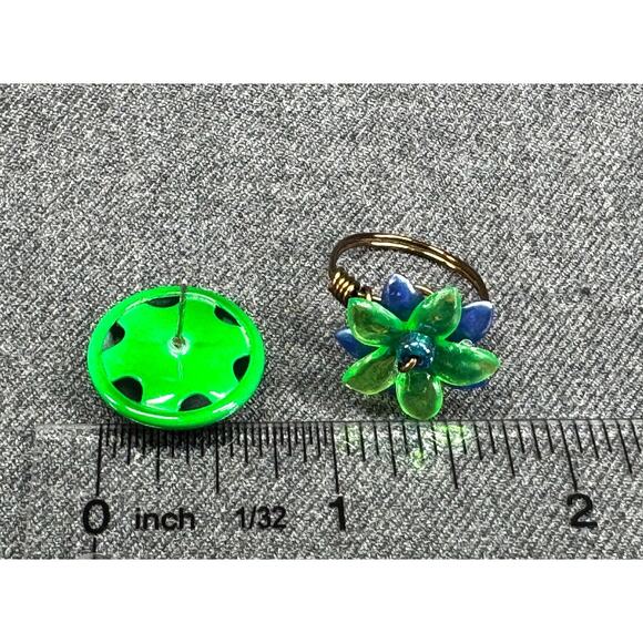 Halloween Green Earring and Ring Set - Picture 4 of 8